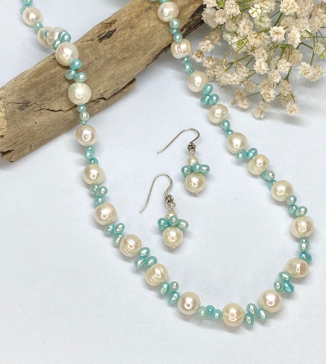 PEARLS COLLECTION