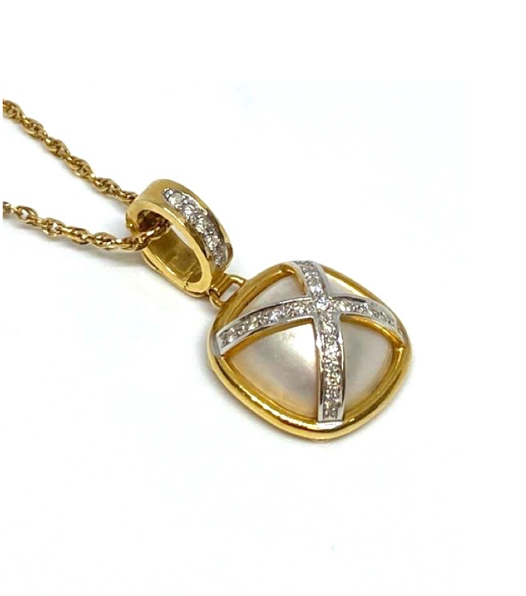 Dije de Oro 14K con Perla y Diamantes